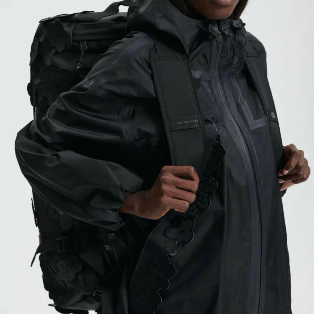 未使用 ノースフェイス セシリーバンセン ベースキャンプダッフル M