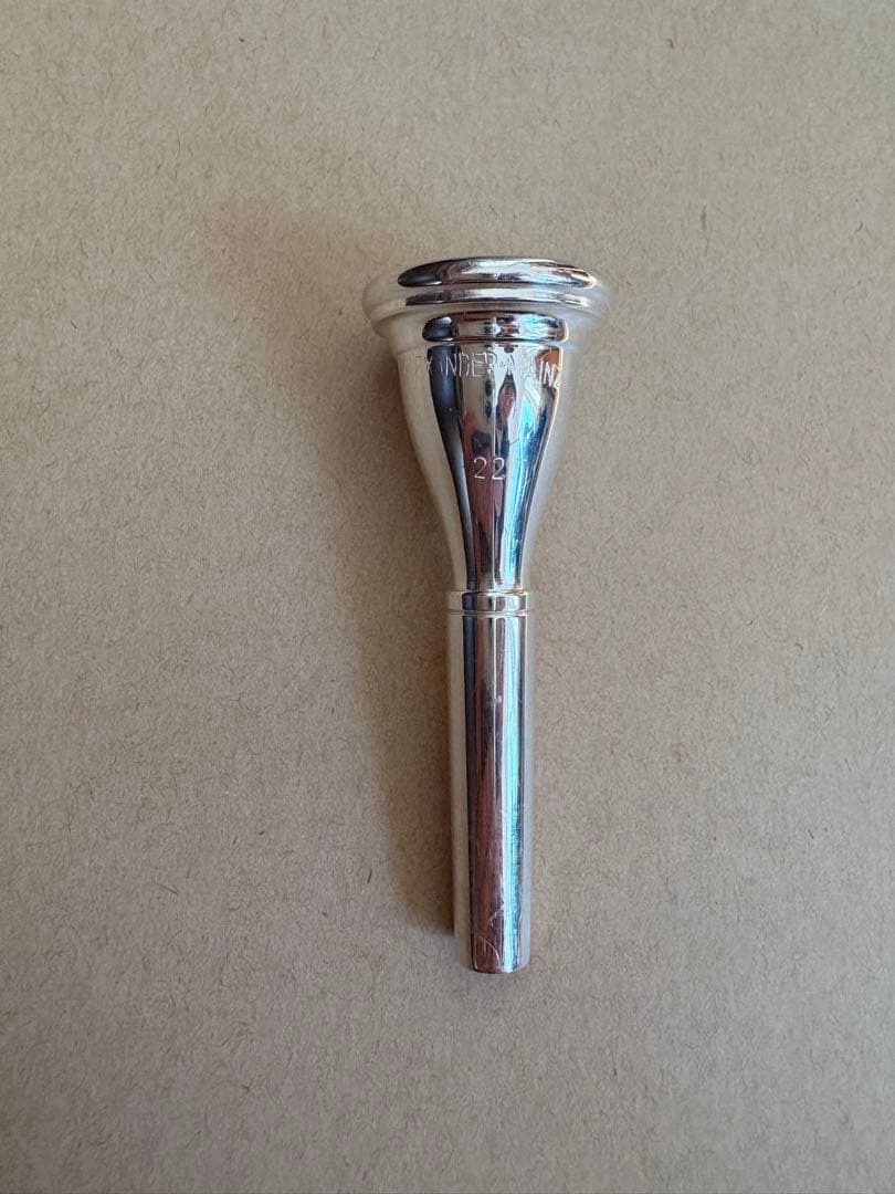 ホルンマウスピース　アレキサンダーAlexander 22 箱無しのため数量限定特価】フレンチホルンマウスピース Alexander