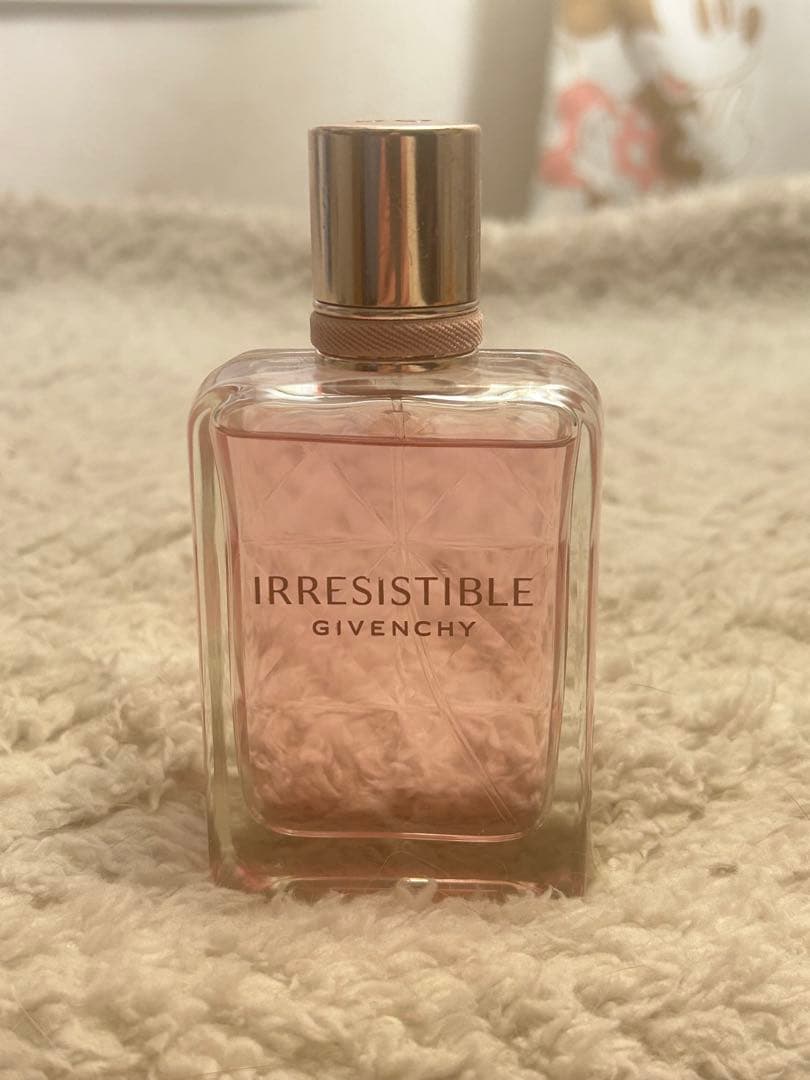 GIVENCHY イレジスティブル オーデパルファム50mL 香水