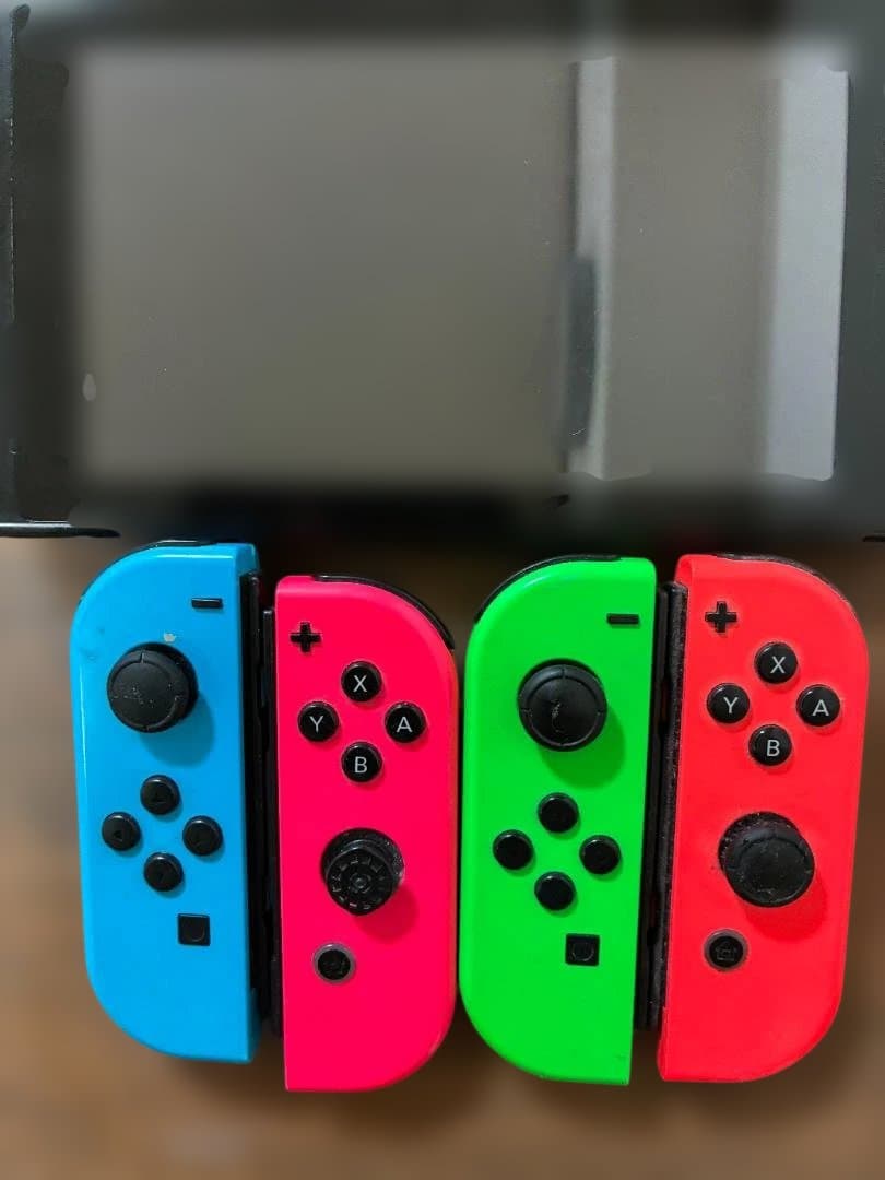 Nintendo Switch＋Joy-Con コントローラー、周辺機器セット hhc-s001-8.jpg