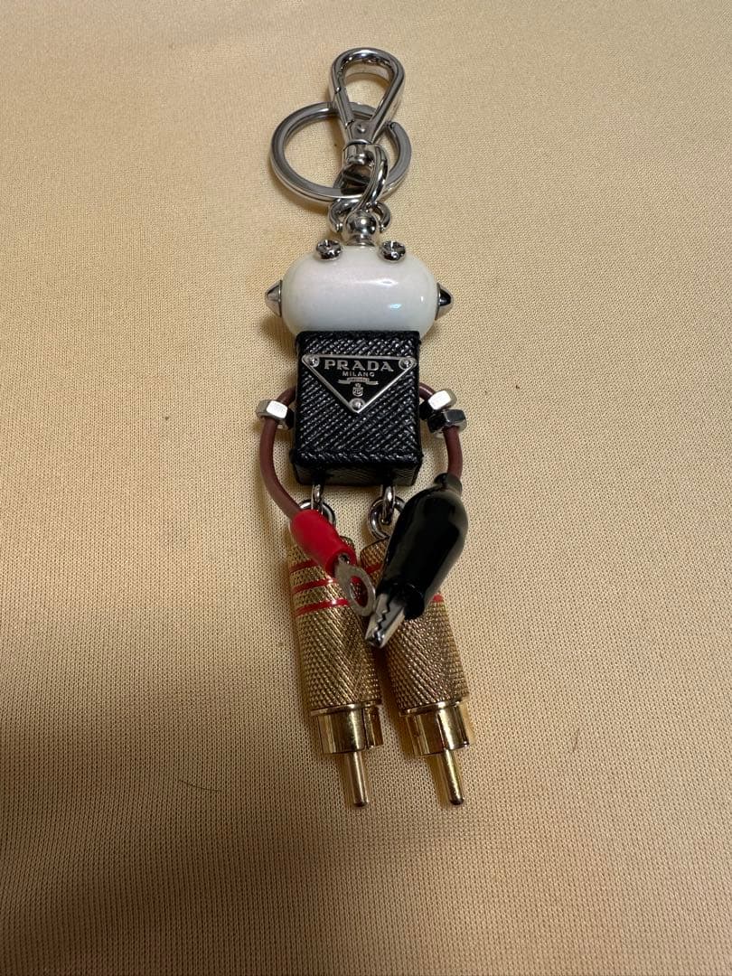 PRADA 付属品付き　トリック ロボット キーホルダー エドワード
