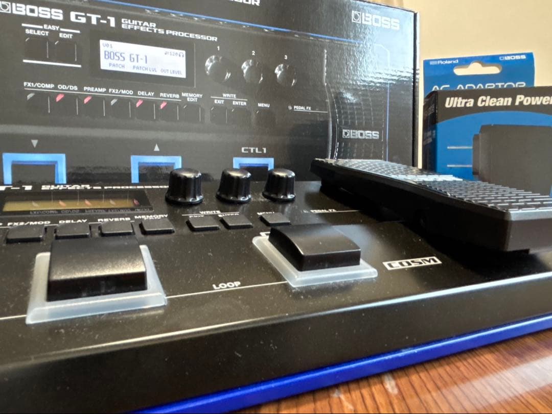 BOSS GT-1 ギターエフェクター 本体とACアダプター Amazon | BOSS ボス GT-1 マルチエフェクター + 汎用アダプター +