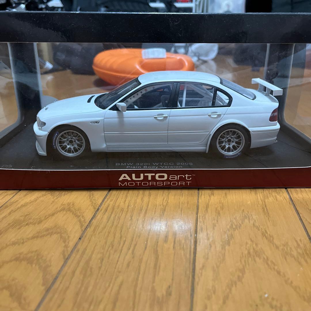 オートアート 1/18  320i WTCC E46