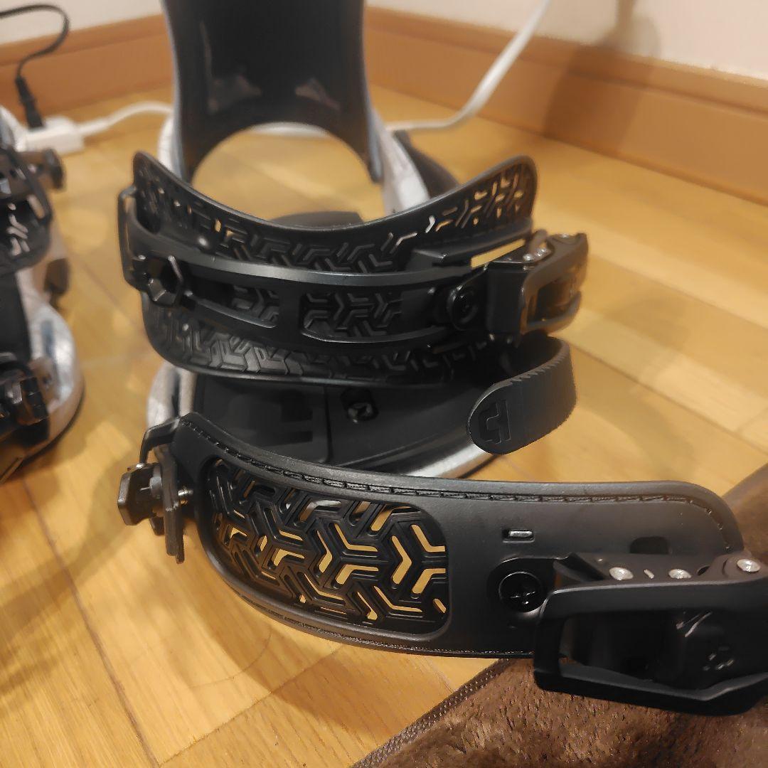 UNION ATLAS スノーボードビンディング ホワイトウッド S