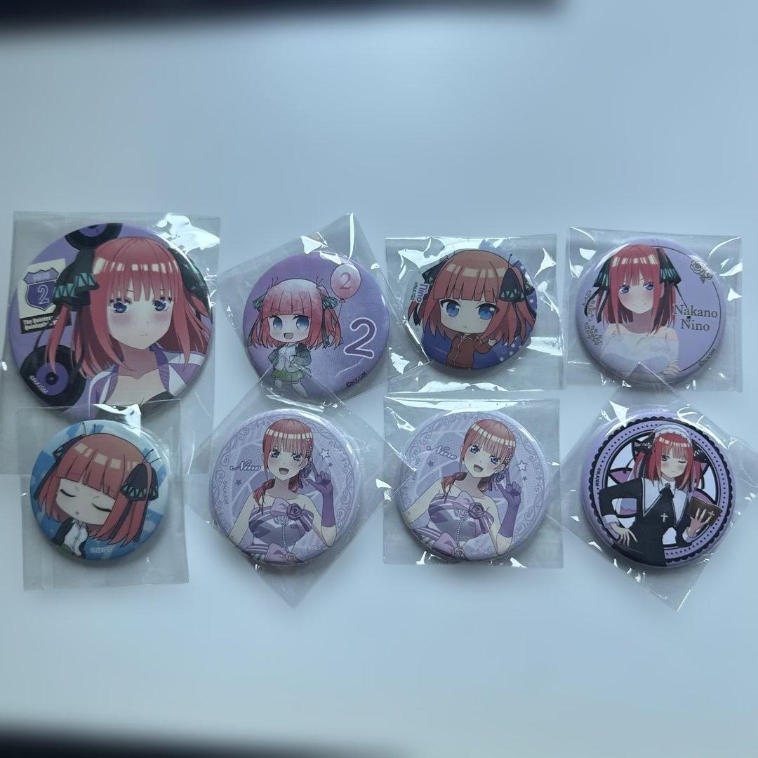 五等分の花嫁 二乃 缶バッジ 8個セット - メルカリ