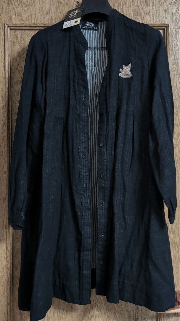 黒ロングシャツ 長袖　タグ付き新品　わちふぃーるど