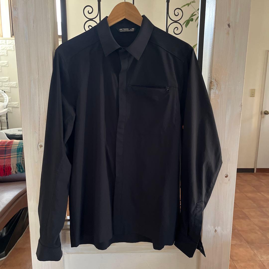 Arc'teryx 長袖シャツ 黒