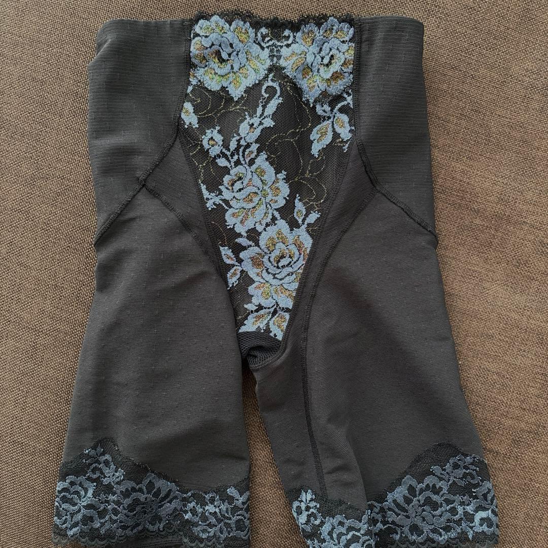 マルコ リュミエス 補正下着 ロングガードル S58 - メルカリ