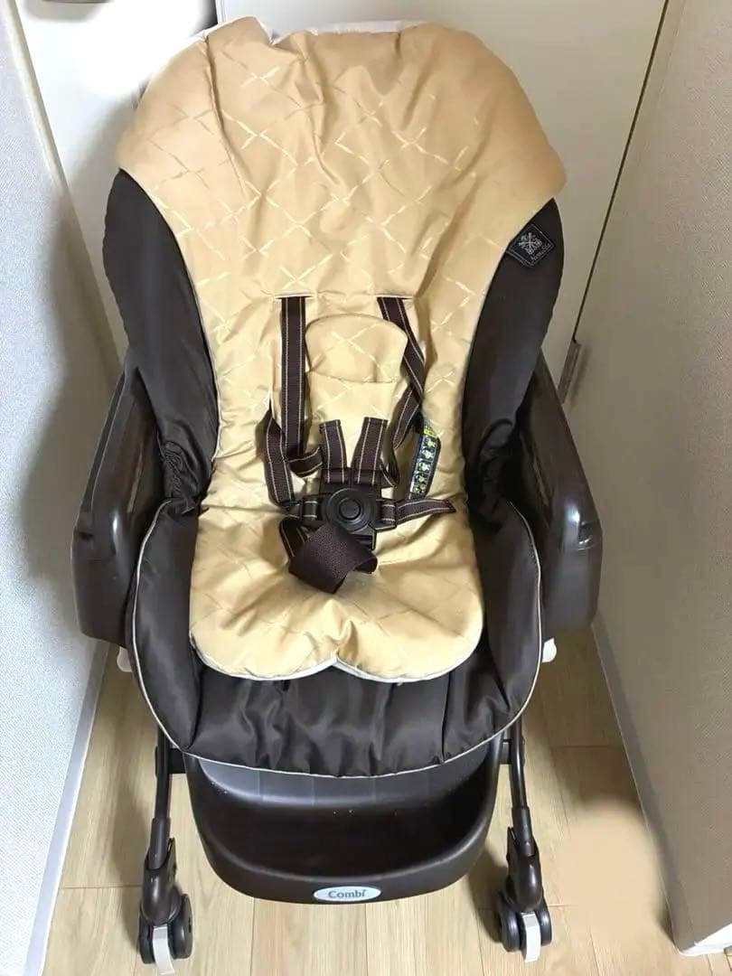 Combi ネムリラAT BEDi 電動 ハイローチェア オートスイング