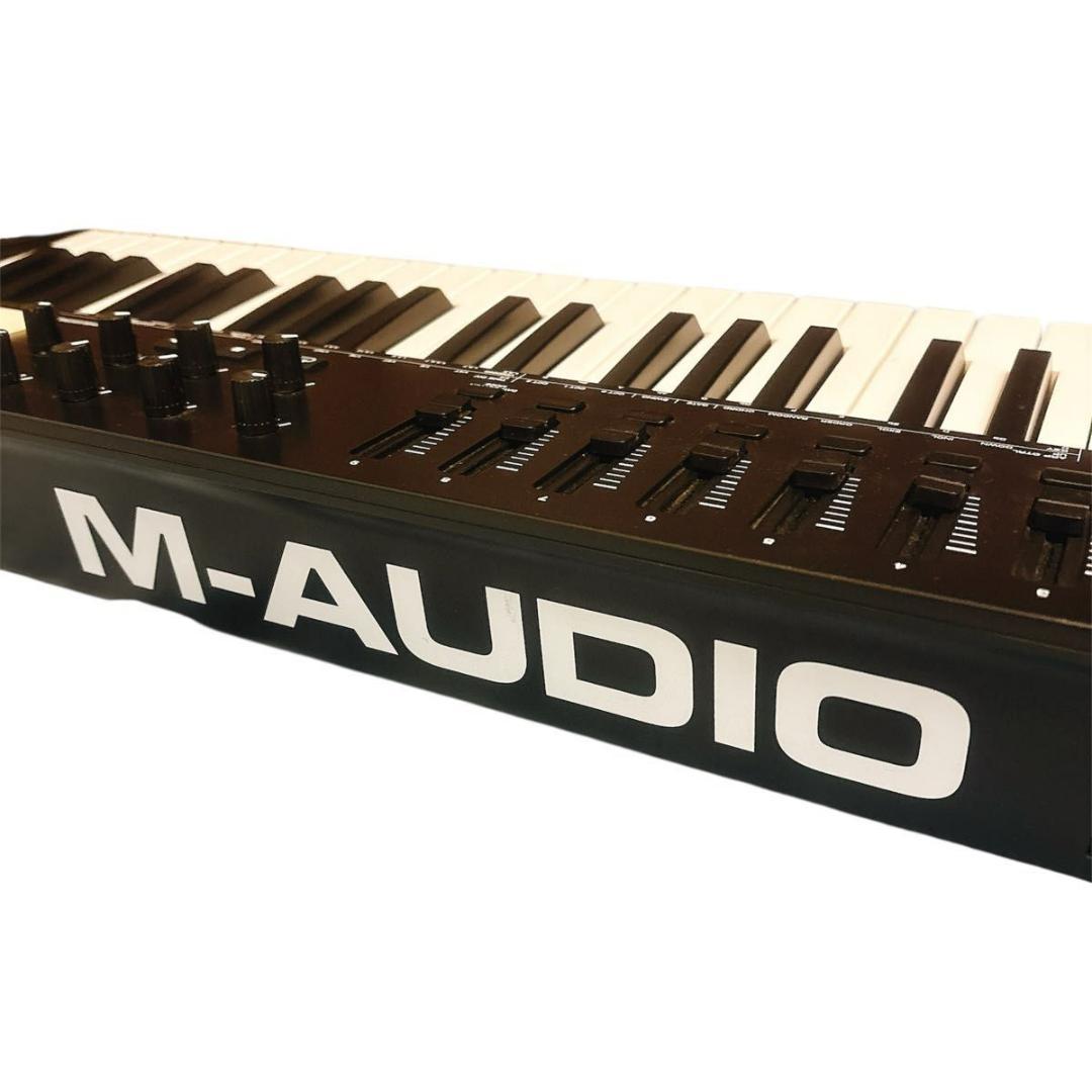 美品】M-AUDIO OXYGEN49 MIDIキーボード 送料無料 匿名配送 - メルカリ