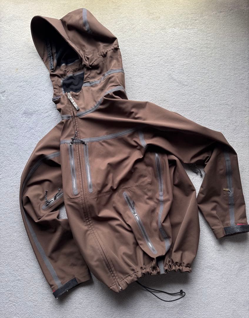 マウンテンハードウェア CONDUIT JACKET ソフトシェル ブラウン