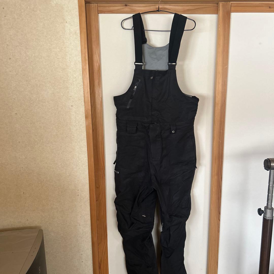 男性用スノーボード　686 ビブパンツ　サイズＬ　ブラック