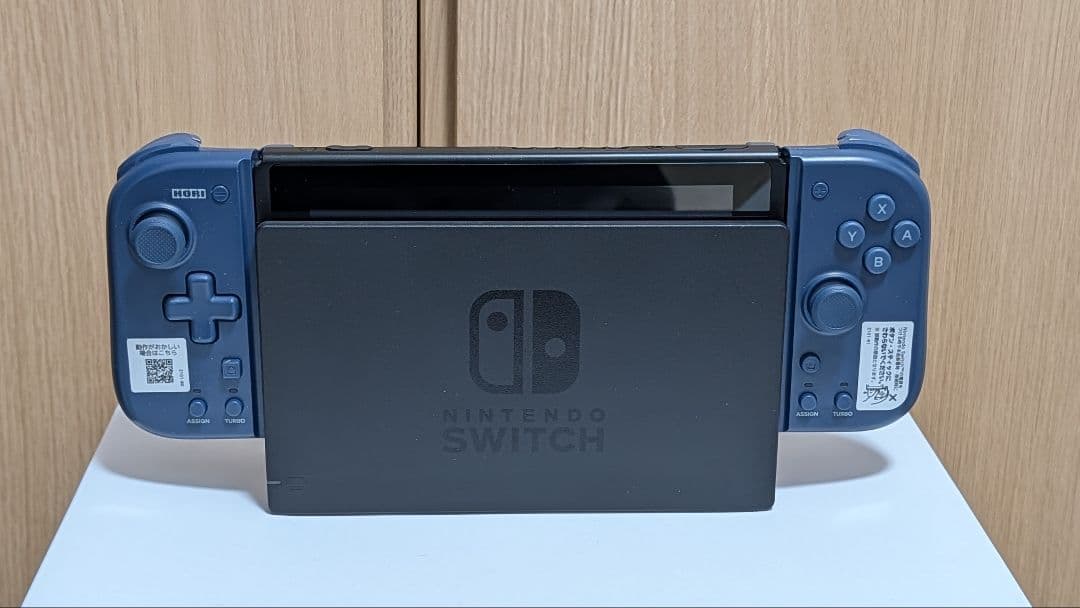 Nintendo Switch ネイビー 本体 ジョイコン付き Nintendo Switch HAD-S-KABAH Joy-Con(L) ネオンブルー/(R) ネオン