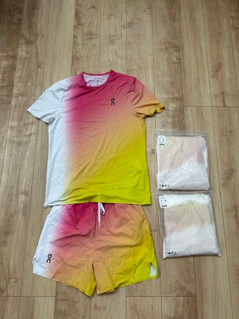 ON テニスウェア　上下セット　新品