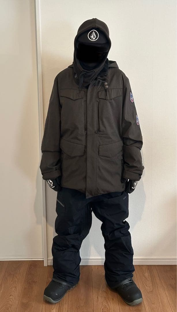 値下げ　VOLCOM スノーボード 上下セット L/M サイズ gore-Tex