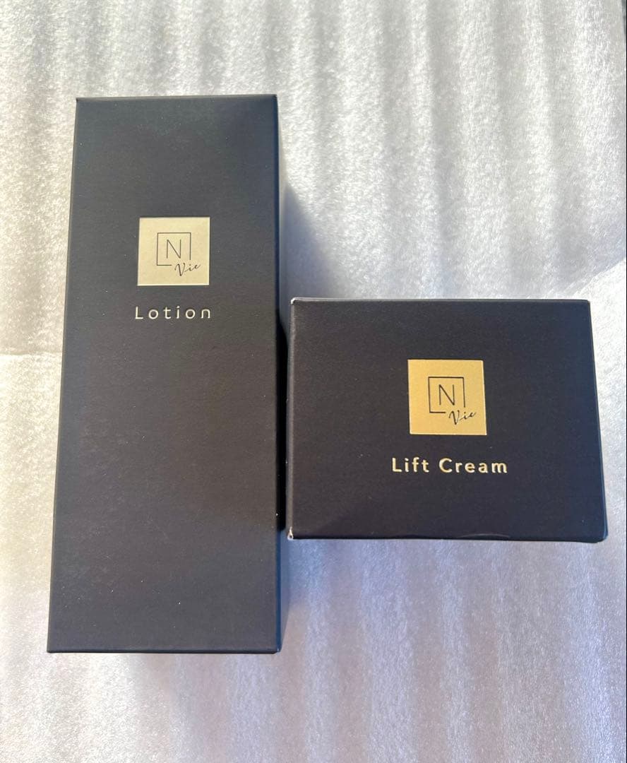 N organic Vie Lotion & Lift Cream セット