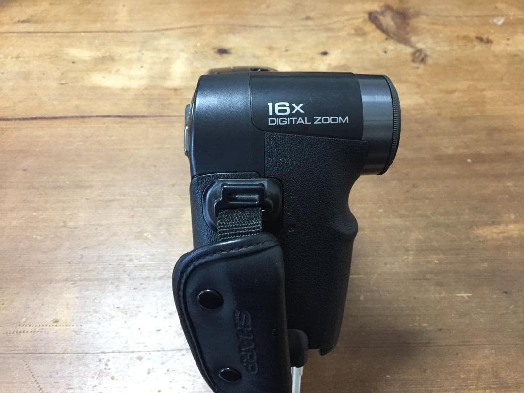 撮影再生ダビングOK 　SHARP　VL-HL15　付属品あり　Hi8　大画面