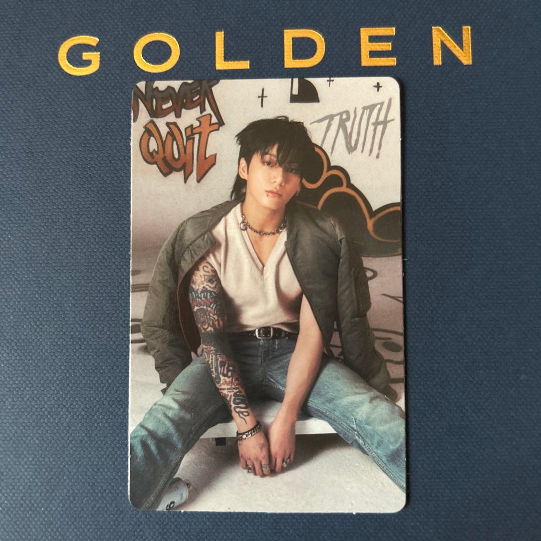 BTS ジョングク トレカ ソロアルバム GOLDEN フォトカード JK - メルカリ