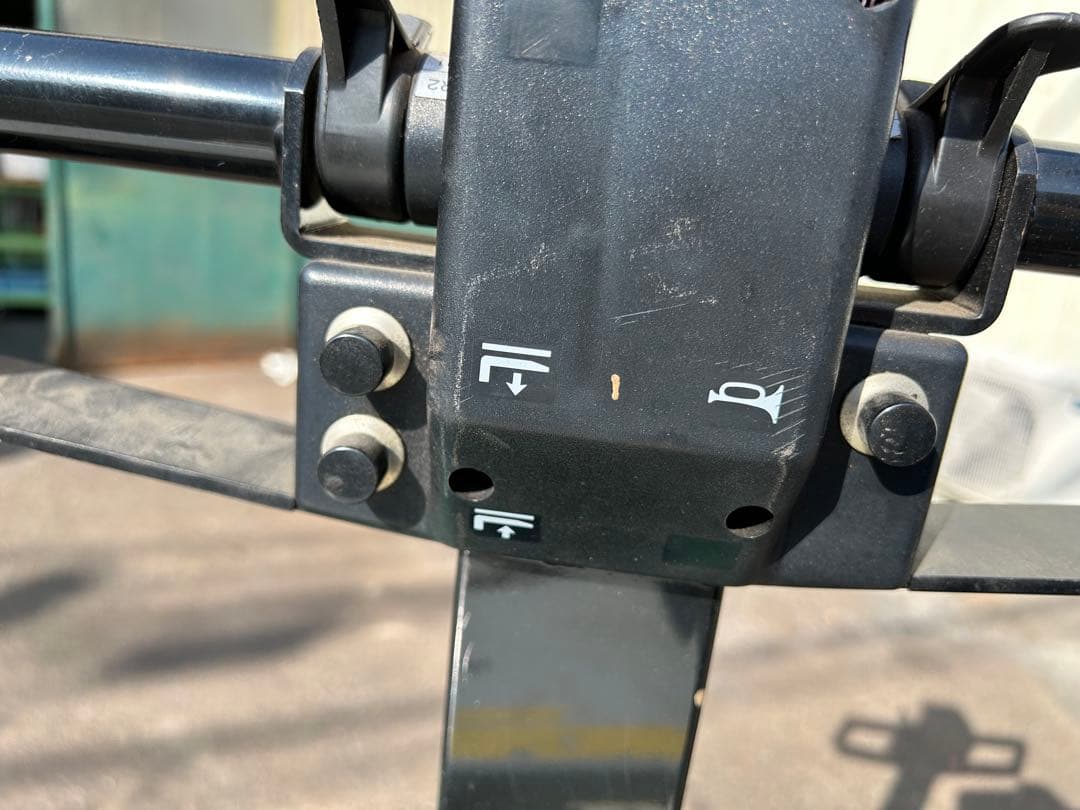 Sugico 電動ローリフト 1250kg 12V 中古 定価120万円程度 - メルカリ