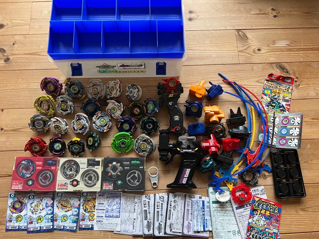 爆転シュートベイブレードまとめ売り 公式サイズツールボックス付き 単体購入要相談