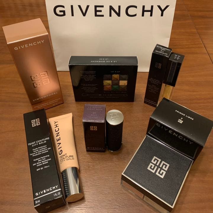 ジバンシィ  2022