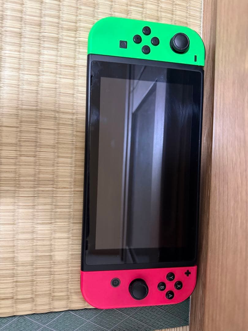 Nintendo Switch グリーン/ピンク 本体