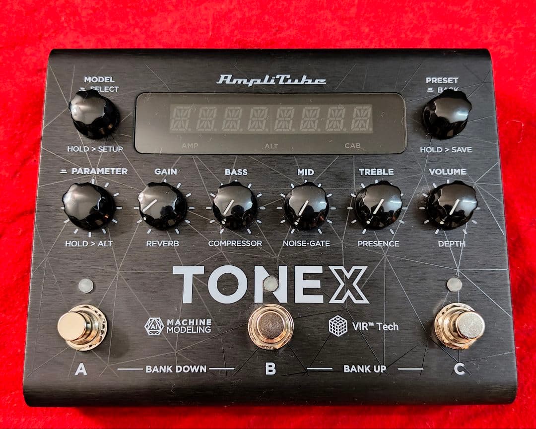 IK Multimdeia ToneX Pedal 登録解除済