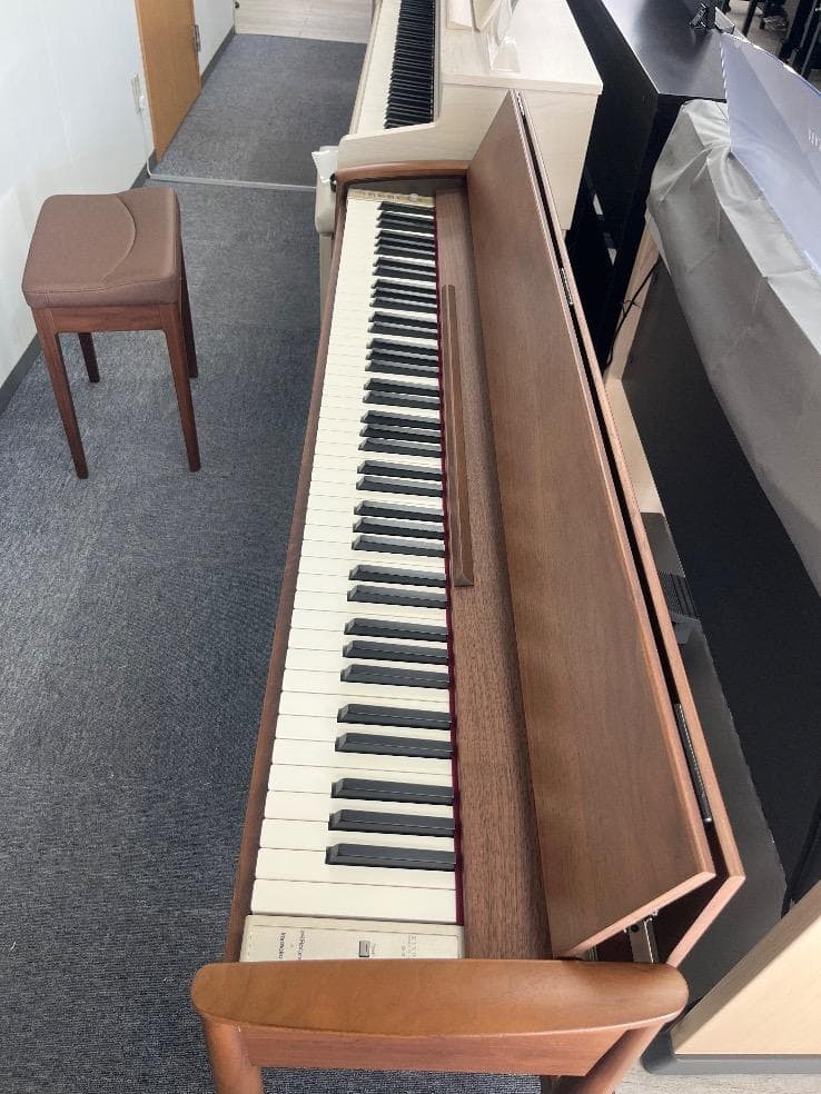 ☆81763【電子ピアノ】ROLAND KF10KW 19年製 - メルカリ