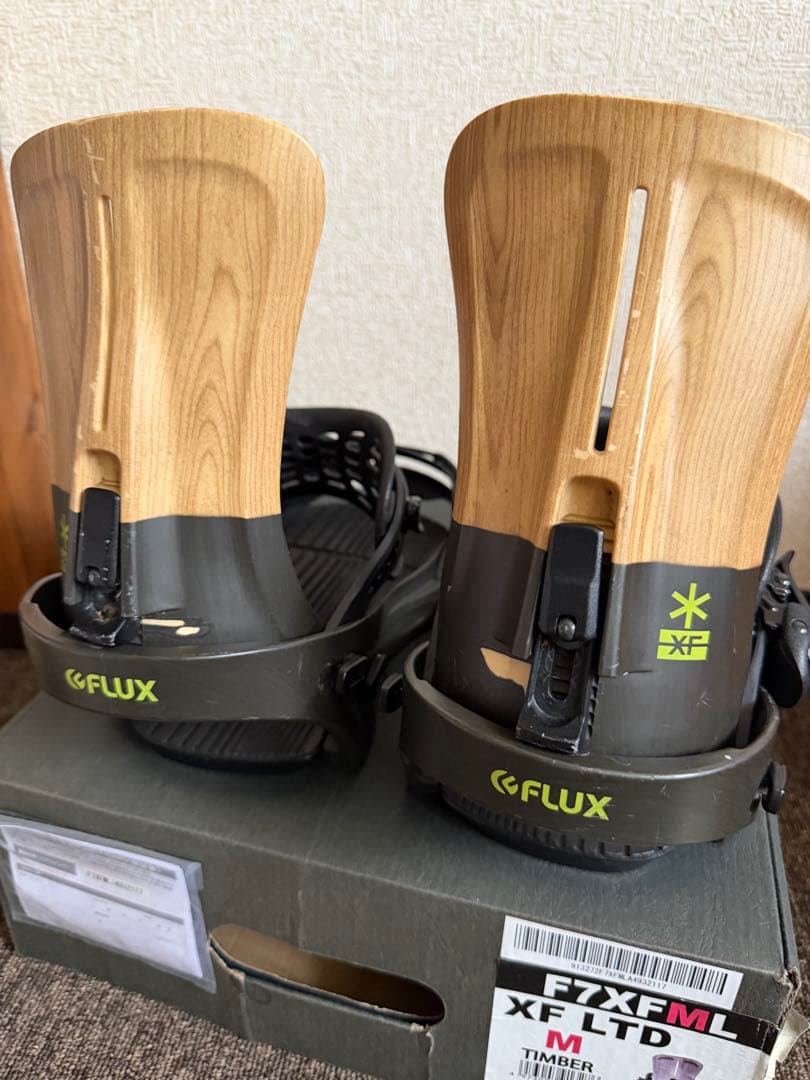 16-17 FLUX XF LTD Mサイズ　フラックス　カービング　軽量