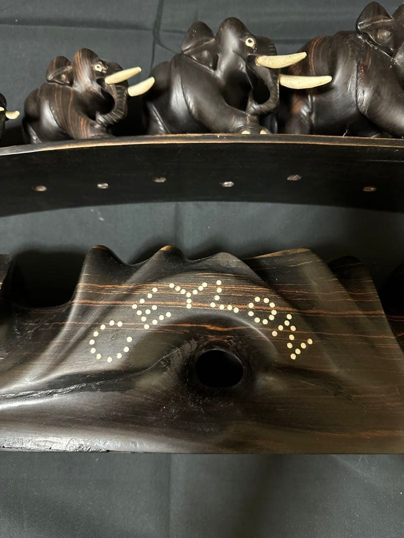 手彫りの象の彫刻 - 高品質エボニー製アート作品（スリランカ製