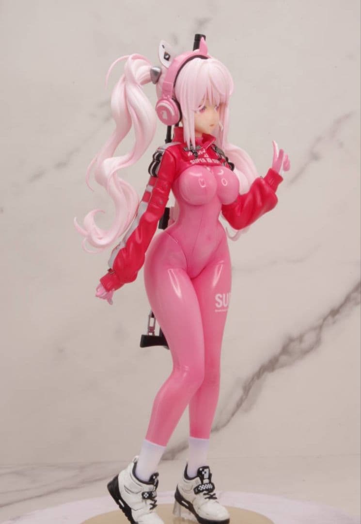 勝利の女神：NIKKE　アリス　ガレージキット塗装済み完成品　美彩工房様制作品