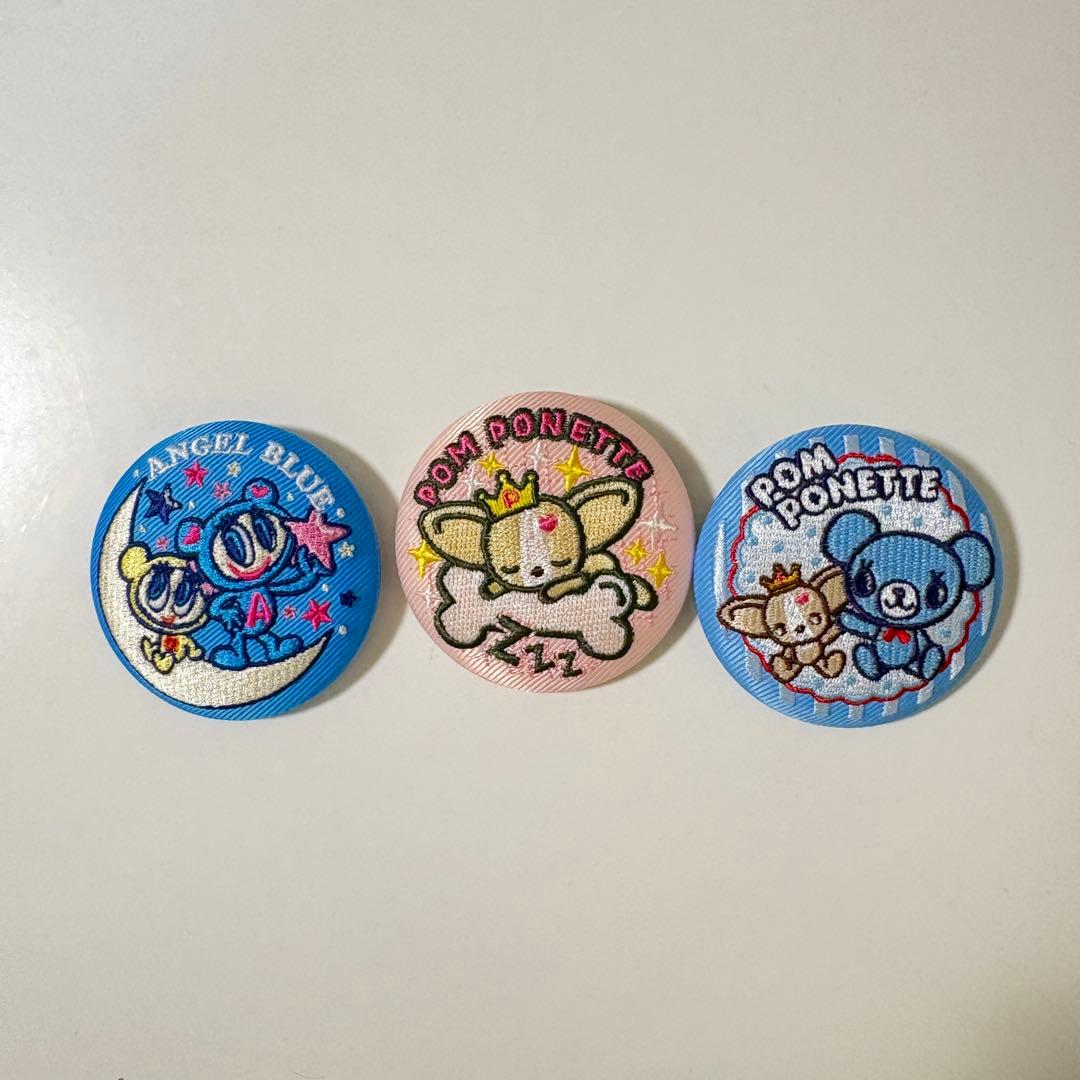 キャラクターピンバッジセット - メルカリ