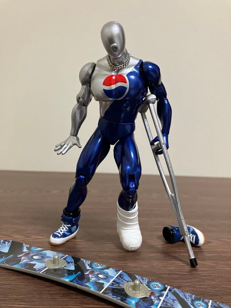 ペプシマン ウルトラフリーポーズフィギュア(NEWブルー) - メルカリ