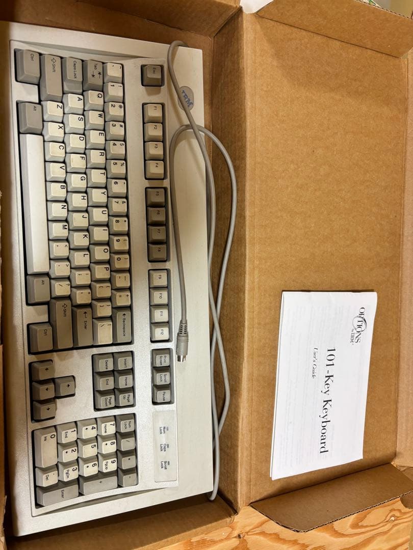 【送料込】IBM 101キー 有線キーボード ホワイト