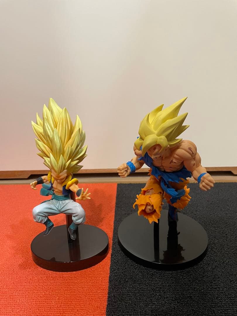 ジャンプ50周年 アニバーサリーフィギュア 孫悟空 一番くじ　ゴテンクス