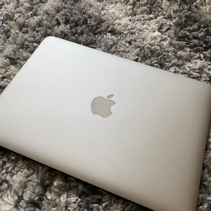 【動作問題なし】MacBook Air 13インチ256GB UK配列Intel