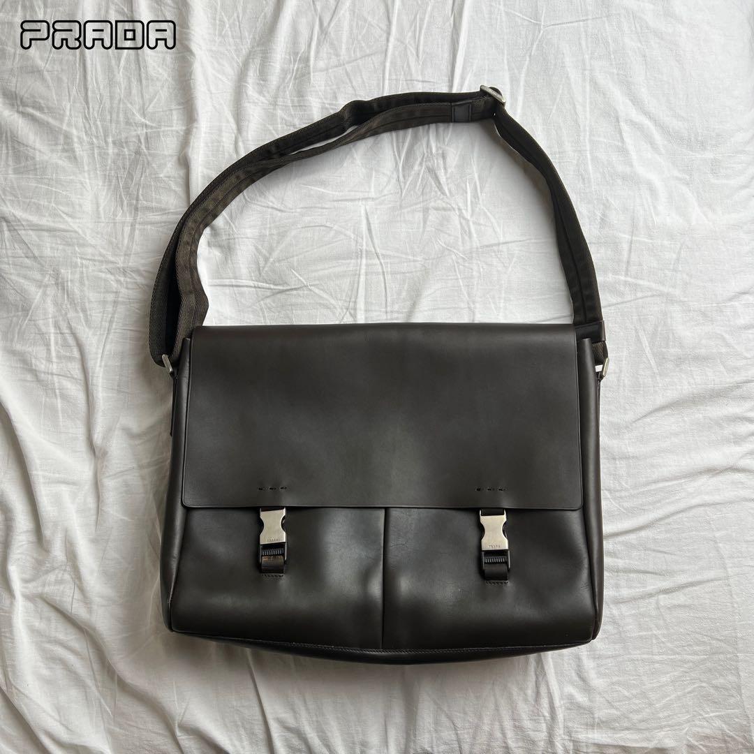 バッグ PRADA leather messenger bag dark brown