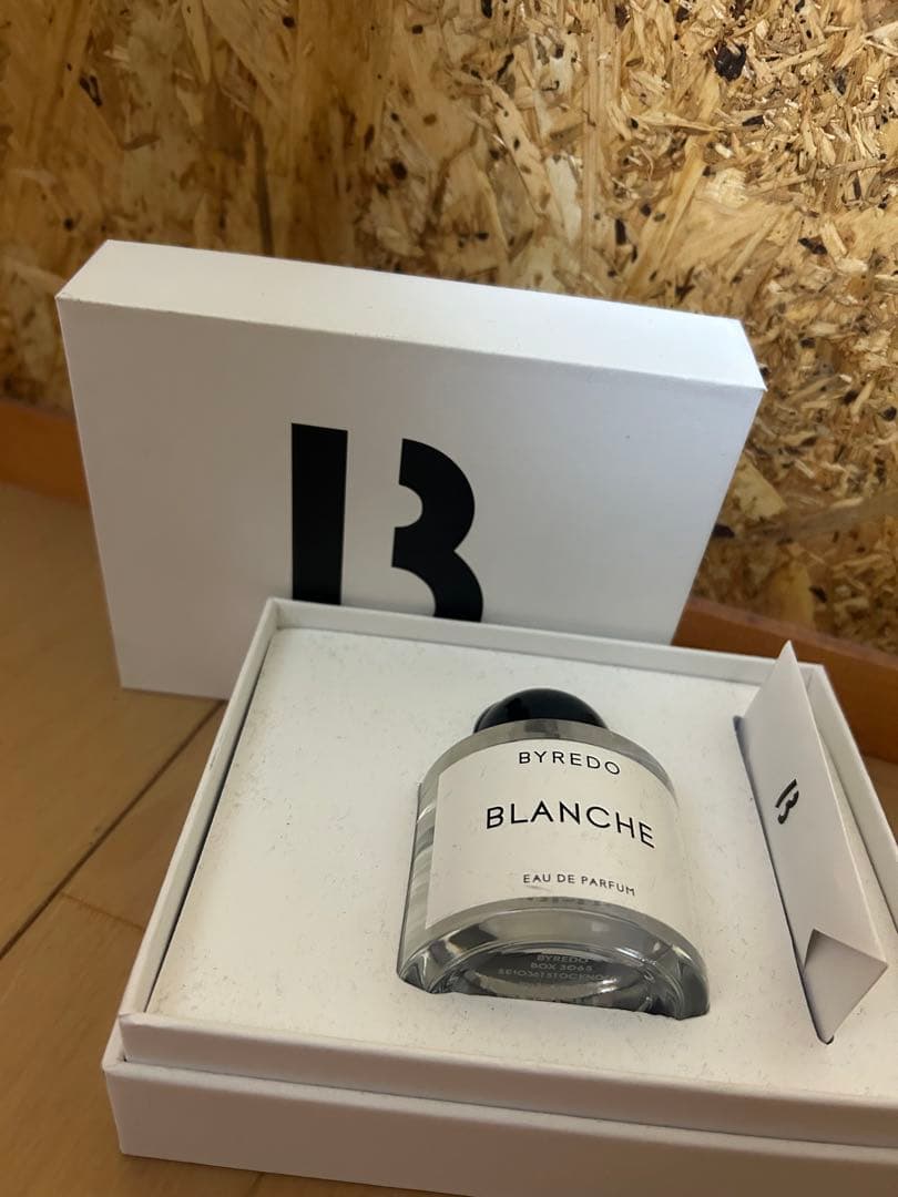 BYREDO BLANCHE Eau de 値段交渉可能