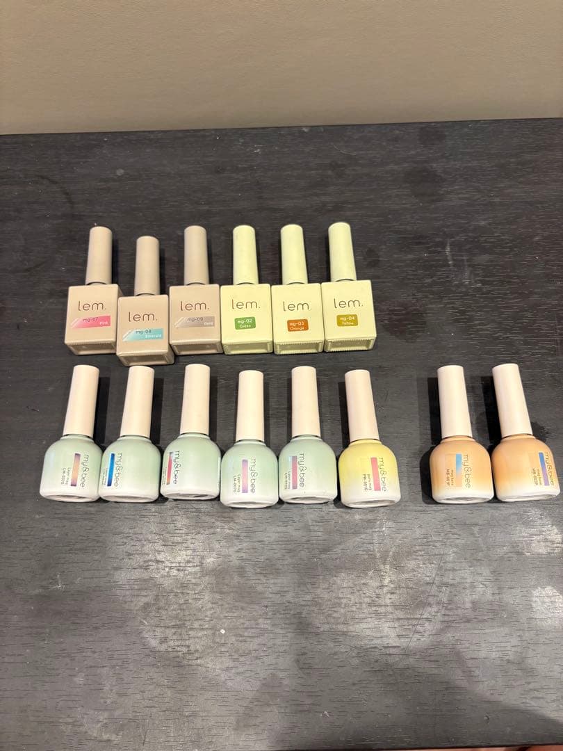 my＆bee と lem. マグネットジェル