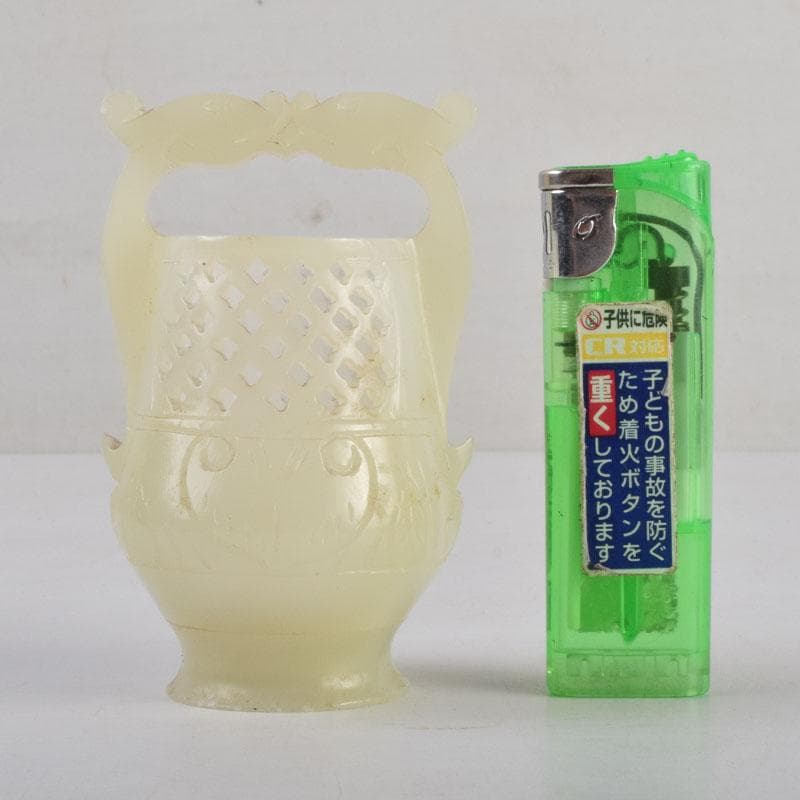 中国 玉石白玉彫刻 神獣刻 飾壷 置物 V 8868