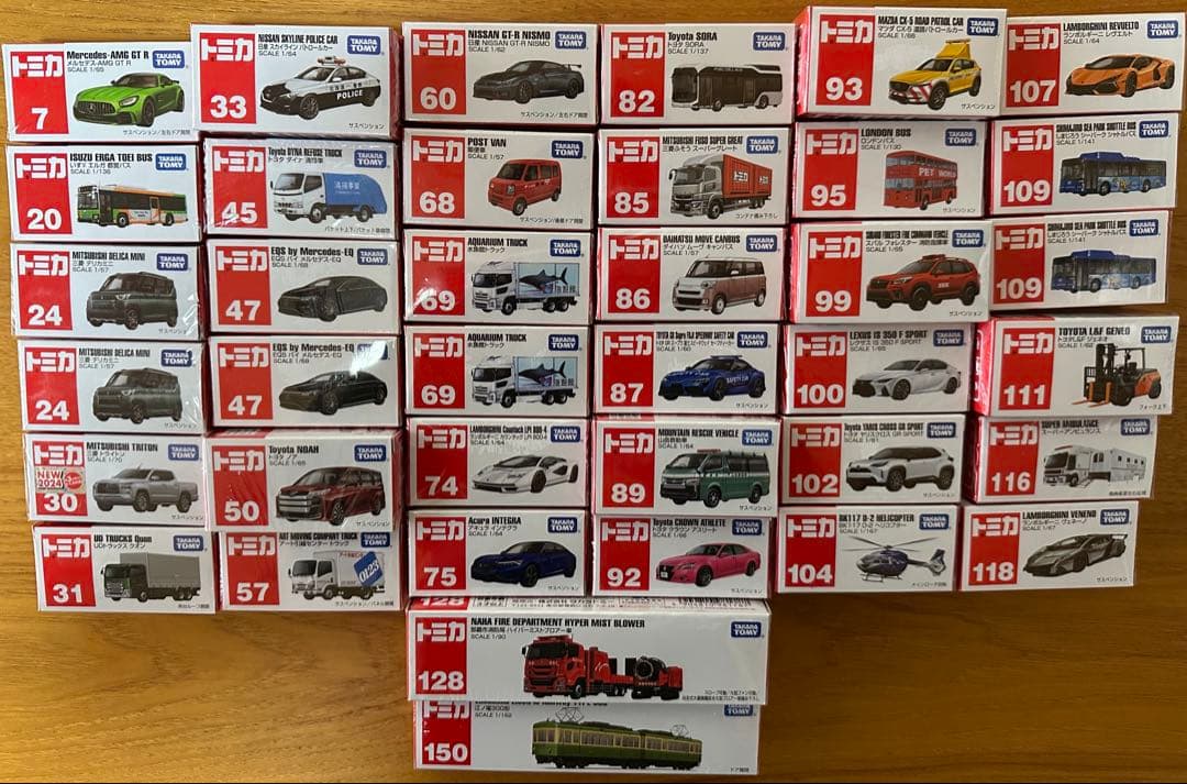 トミカ 38台