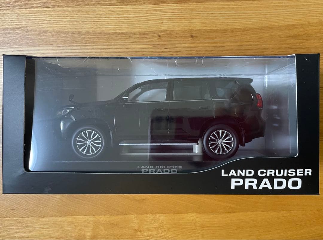 【新品未使用】トヨタ ランドクルーザー プラド カラーサンプル用ミニカー（黒）
