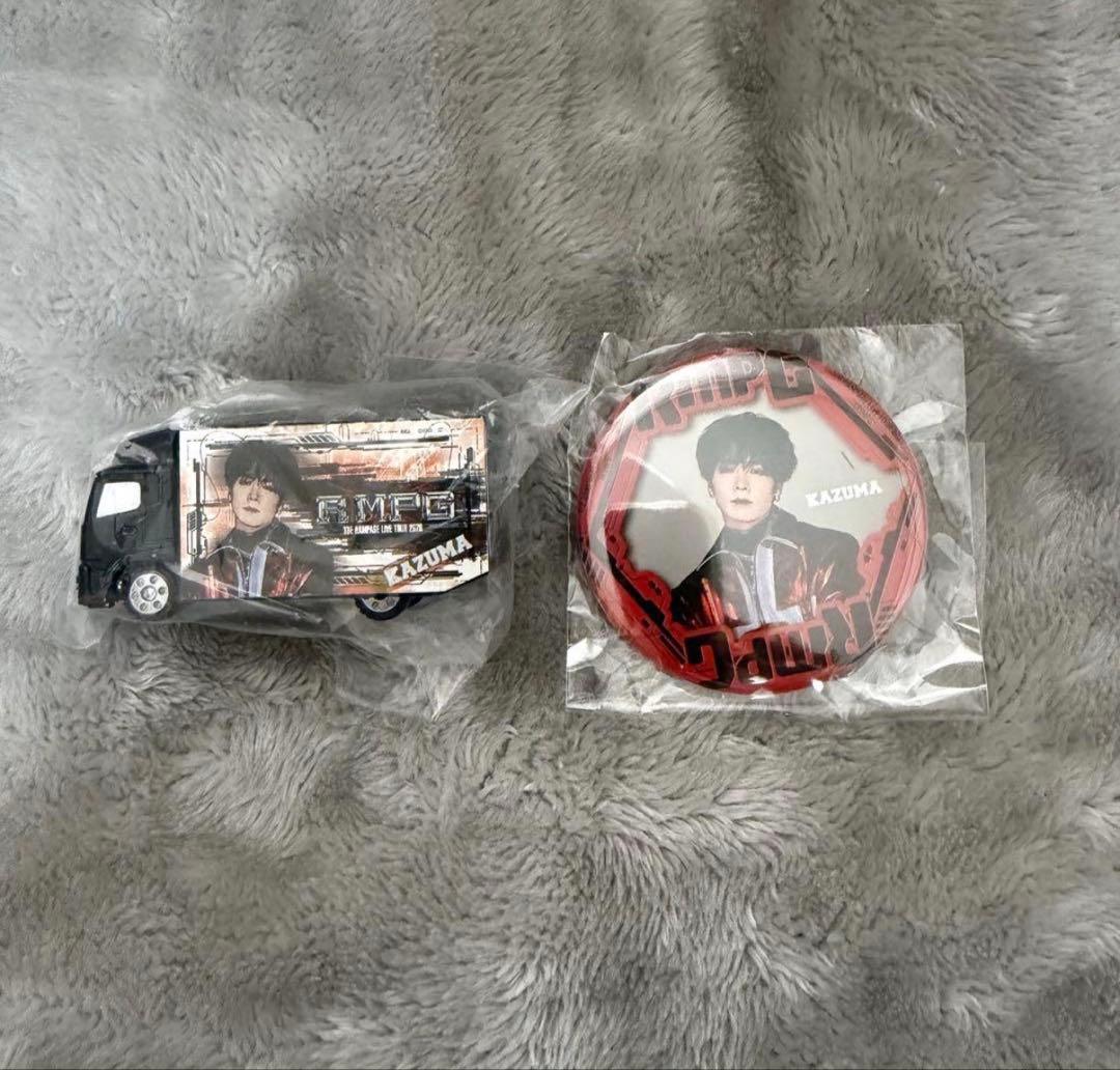川村壱馬 缶バッチ ツアートラック ガチャ - メルカリ