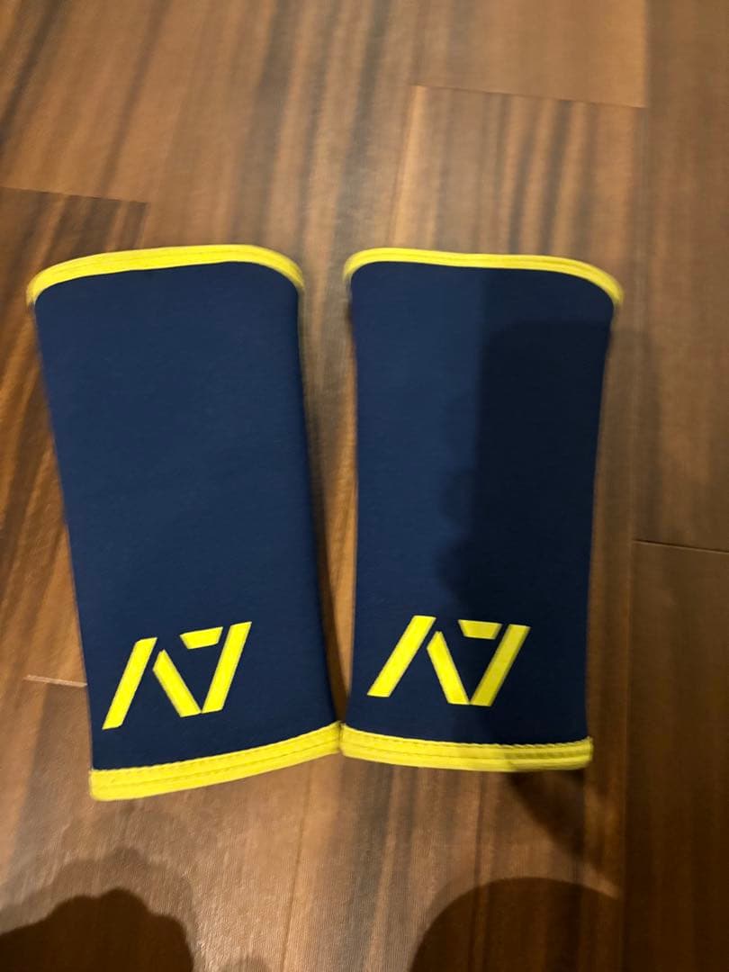 A7 ニースリーブ　コーン　M STIFF