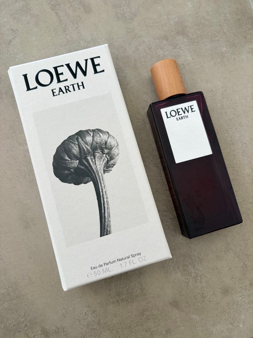 箱付き　LOEWE EARTH Eau de Parfum 50mL 香水