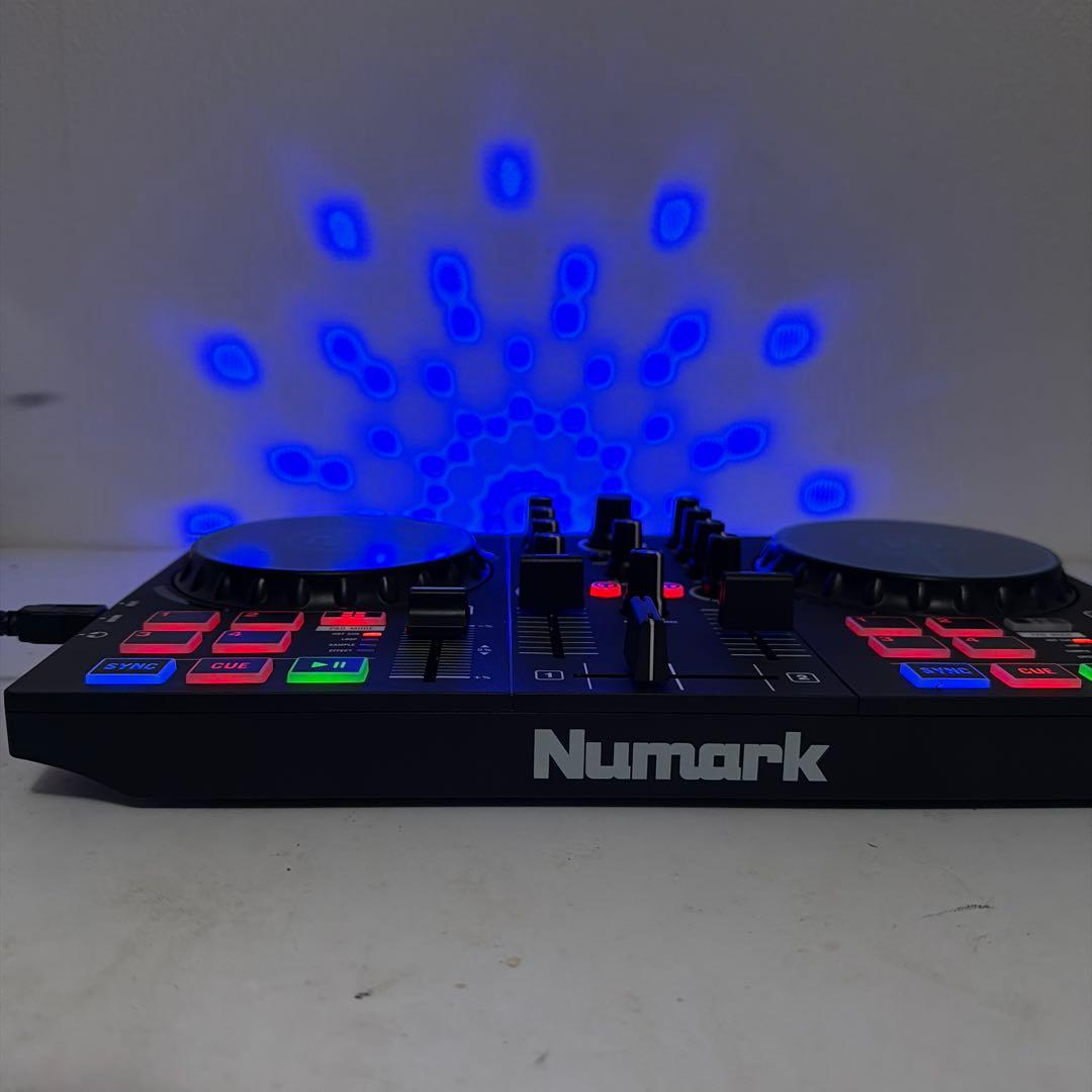 Numark Party Mix DJコントローラー ライト点灯確認済 製品情報：Party Mix：Numark