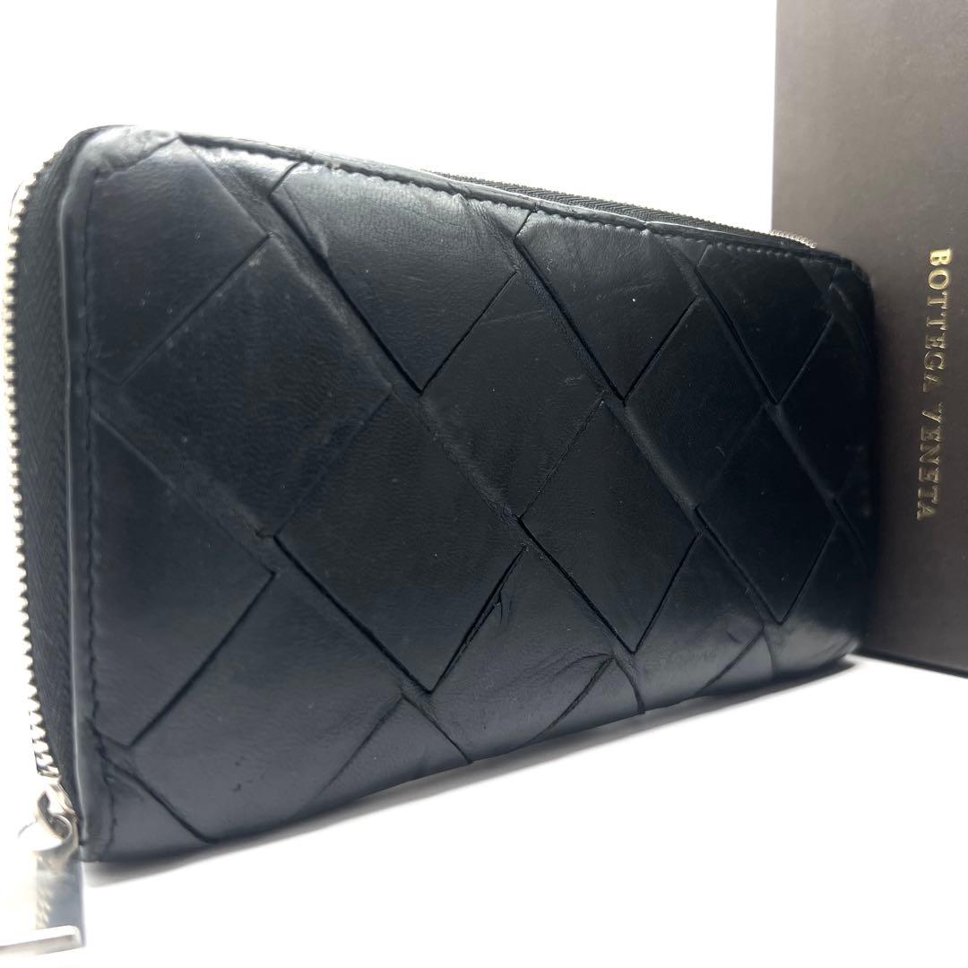 ボッテガヴェネタ マキシイントレチャート ラウンドジップ 財布 ブラック