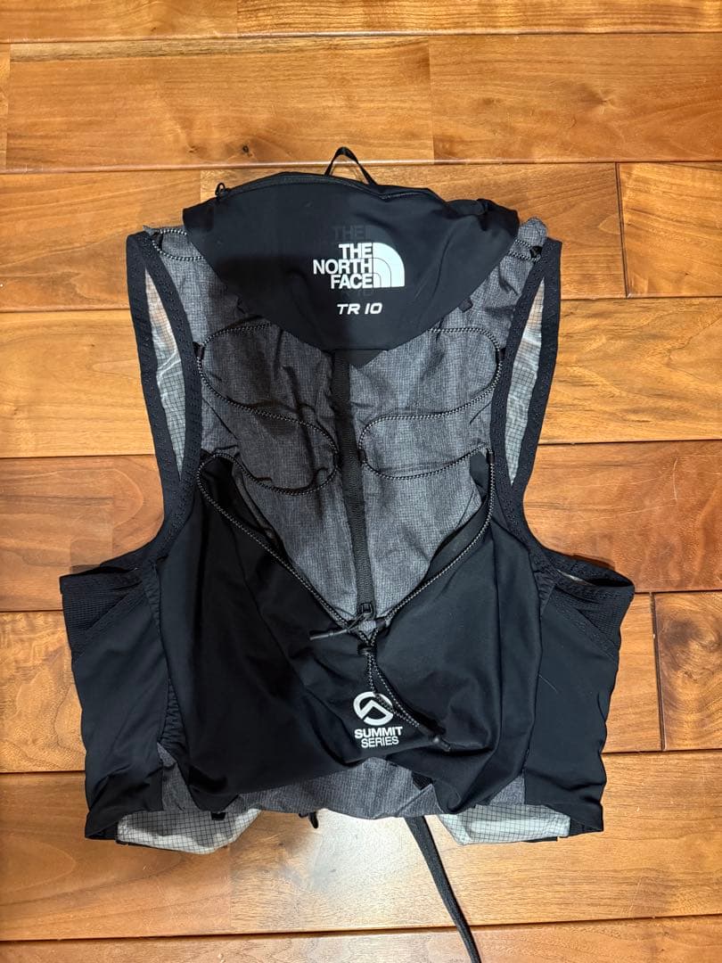 THE NORTH FACE TR 10 NM62512 2025新モデル　L