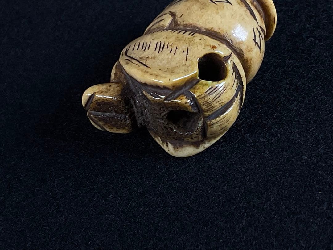 根付 提げ物 仏手柑・人物 2点 鹿角 彫刻