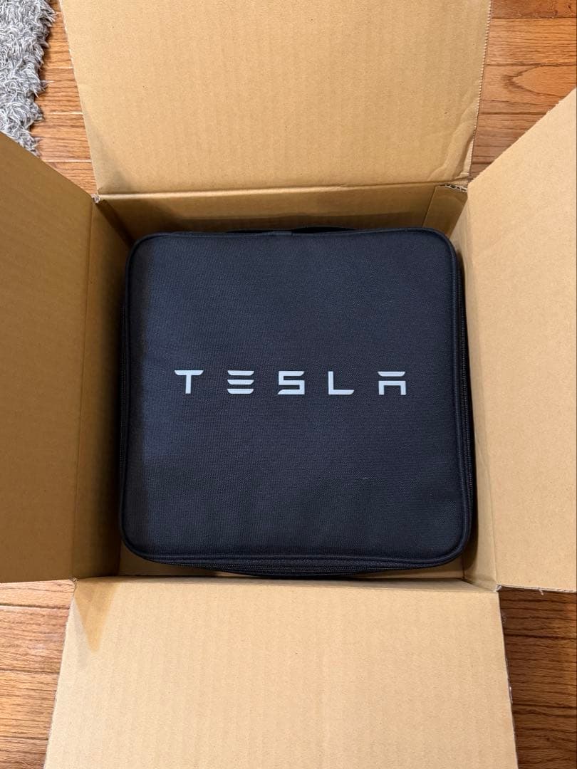 【新品】TESLAテスラ GENIIモバイルコネクター